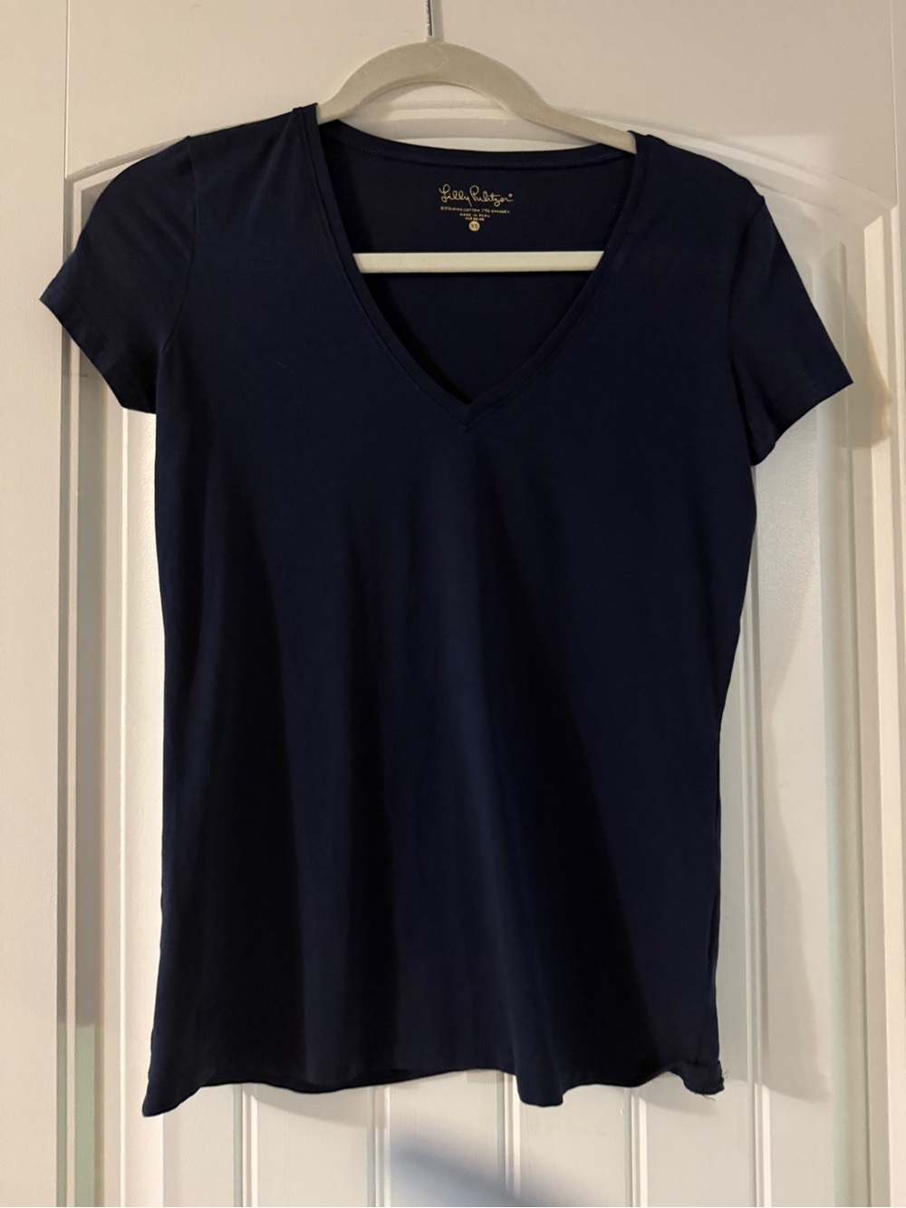 Lilly Pulitzer Navy V-Neck Short Sleeve Tee